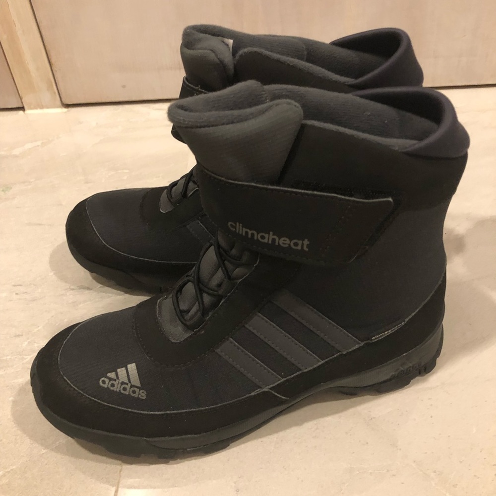 Boys snow boots